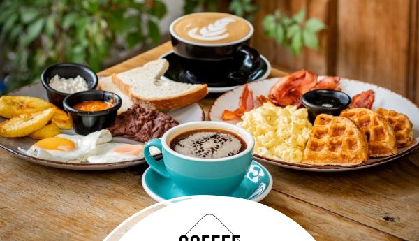 Coffee District Desayuno Gratis_W